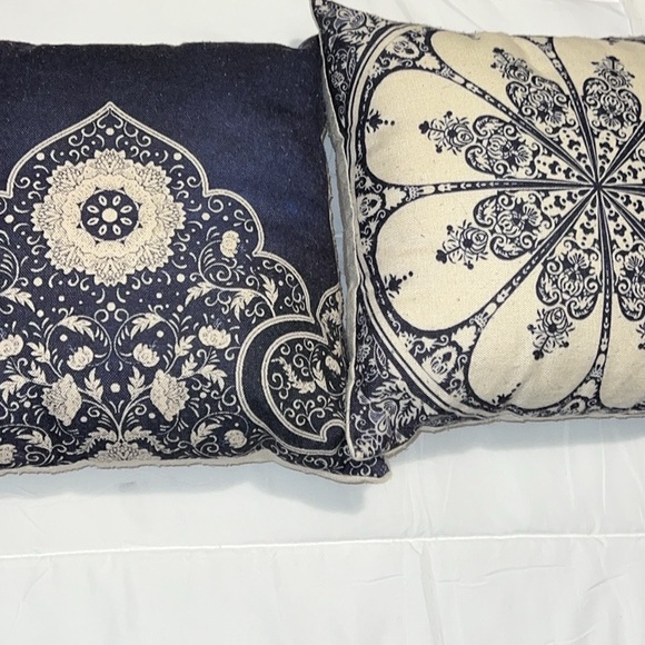 COTTON LINEN PILLOW COVERS (2) - Picture 5 of 11